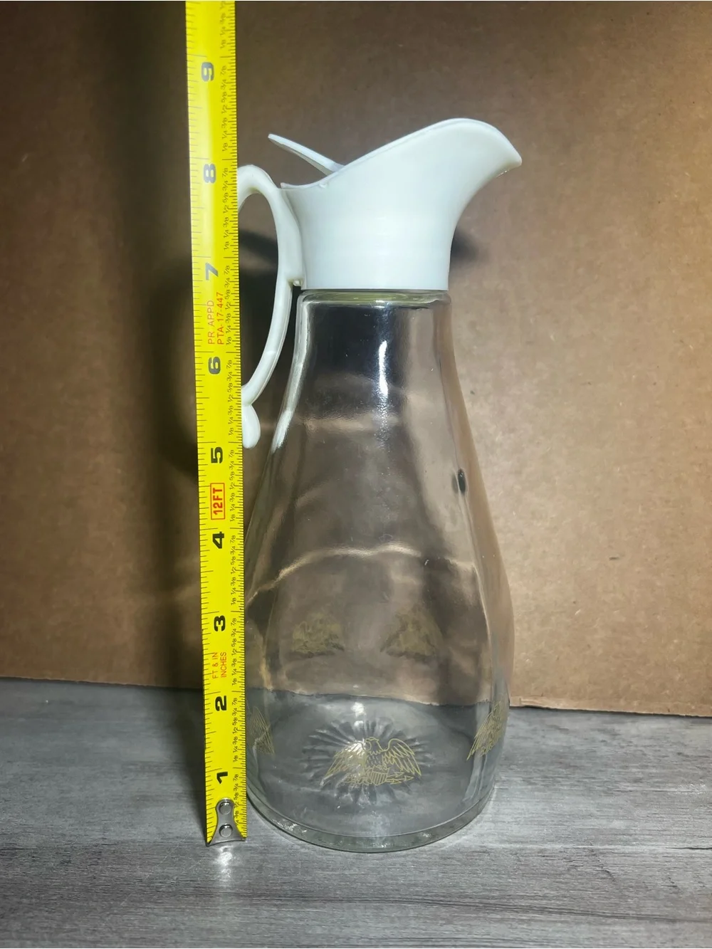 Vintage 1970’s Log Cabin Glass Maple Syrup Dispenser Pitcher with Gold Eagles